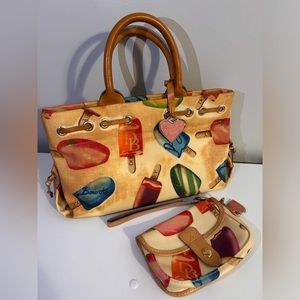 Dooney & Bourke Purse/Wallet